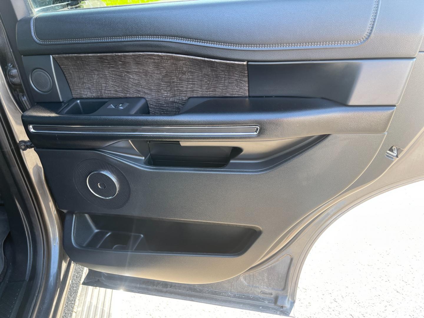 2021 Gray /Black Ford Expedition Limited 302A 4WD (1FMJU2AT0ME) with an 3.5L V6 DOHC 24V TWIN TURBO engine, 10 Speed Auto transmission, located at 11115 Chardon Rd. , Chardon, OH, 44024, (440) 214-9705, 41.580246, -81.241943 - Photo#46